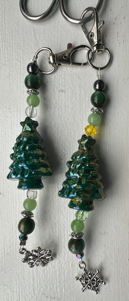 Green Vintage Christmas Tree  Scissor Fob Zipper Pull