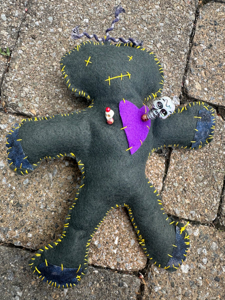 Voodoo Doll & pin set Gray with Purple Heart