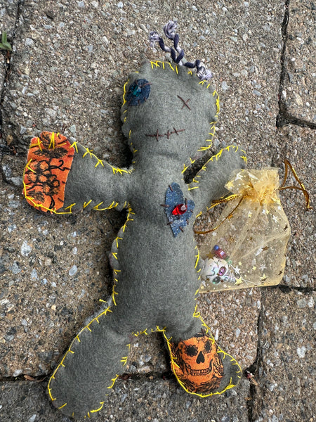 Voodoo Doll & pin set Grey with orange trim