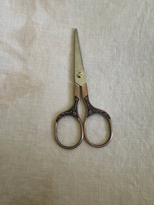 Bronze tone medium size scissors