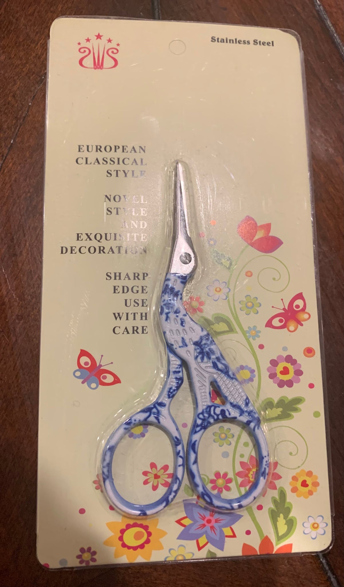 Stork Style blue floral scissors